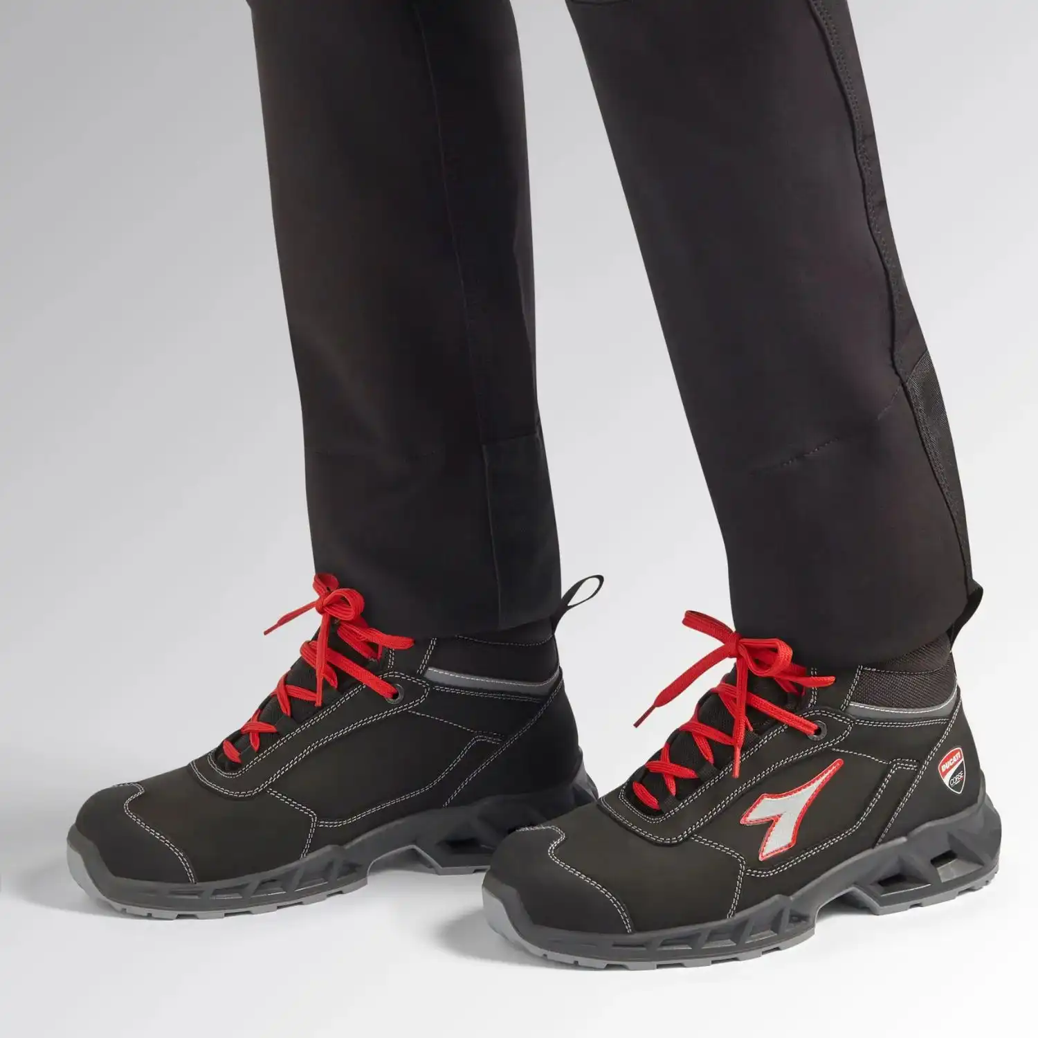 Sicherheitshochschuhe S3S "SHARK ENGINE MID" in 38 - Thumbnail 2